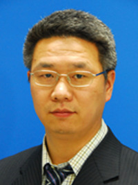 张新伟