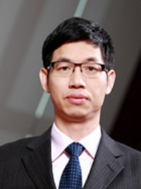 陆伦根