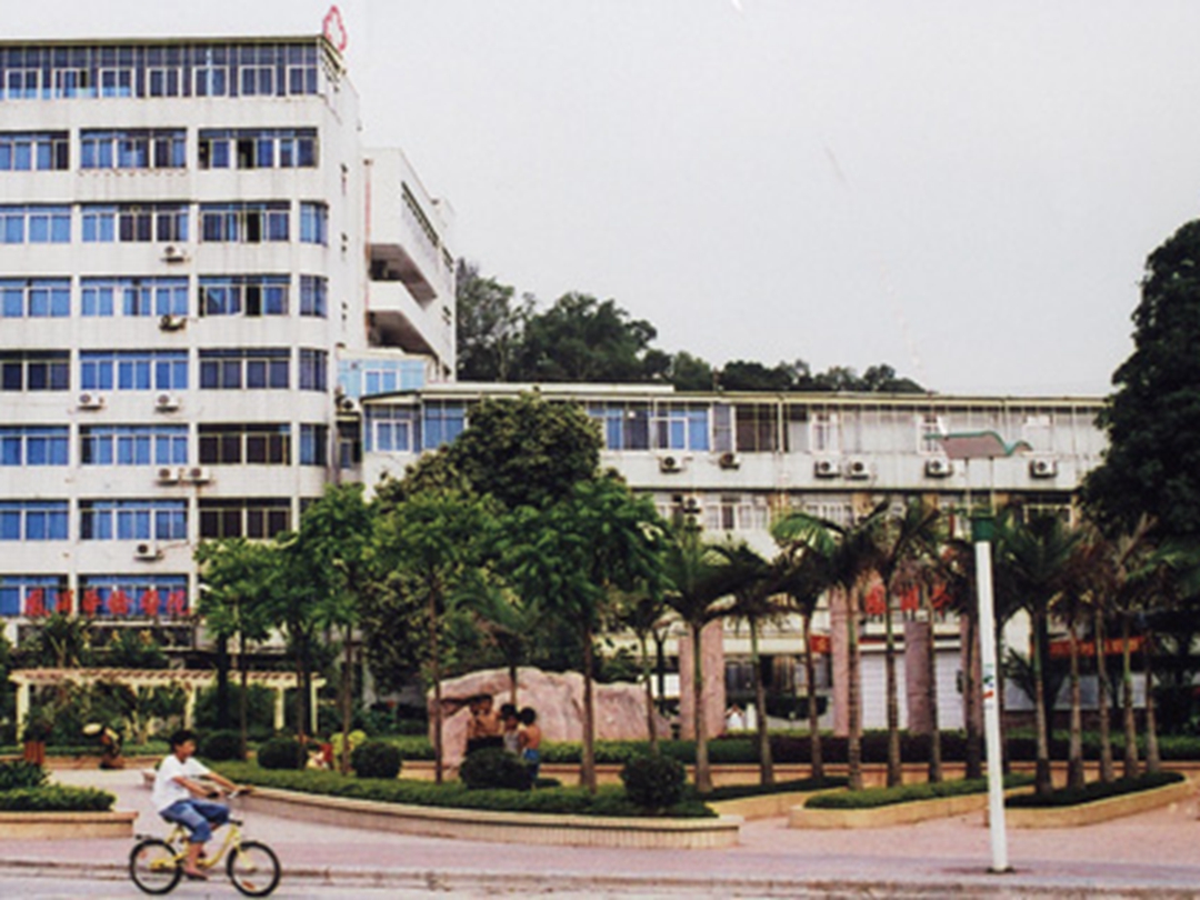 东莞市凤岗医院