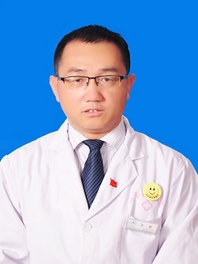 王君