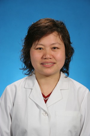 李伟