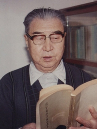 查玉明