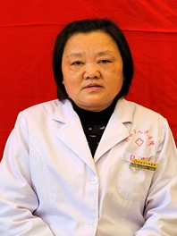 张彩霞