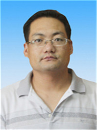 崔九龙