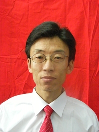 牛小伟