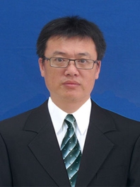 周新华