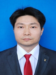 万少平