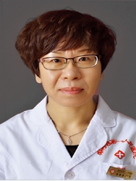 李秀英