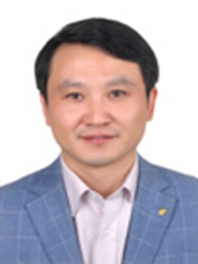 王笑秋