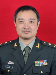 陈铮立