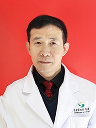 李英武