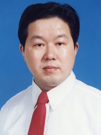 雷万文