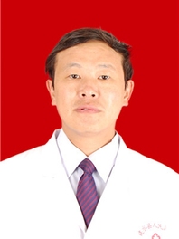 梁伟