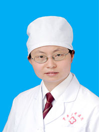 区培英