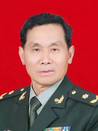 权启镇