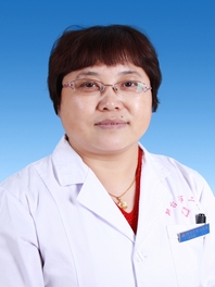 李银彩