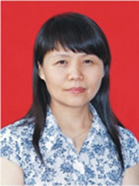 杨霞