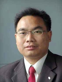 李新成