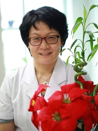 杨效华