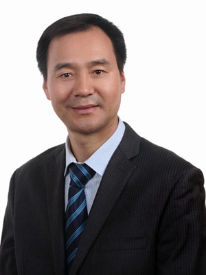 王显