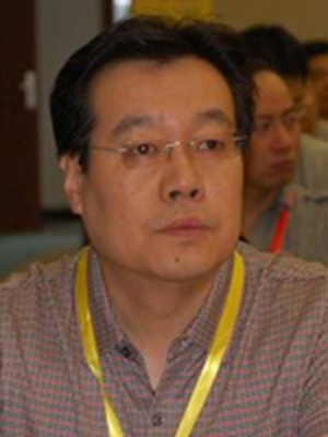 柏立群