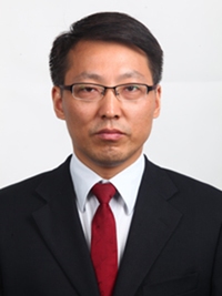 李殿富