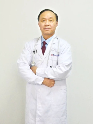 荣新奇