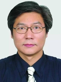 李怡