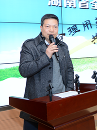 段绍斌