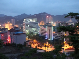 重庆市黔江中心医院