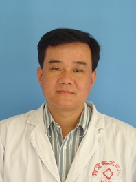 李伟