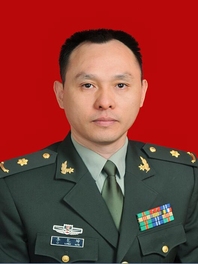 李龙坤