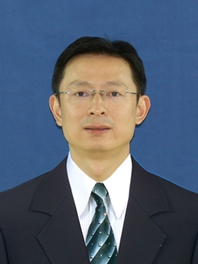贾嵘