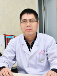 王磊
