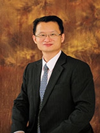 马昕
