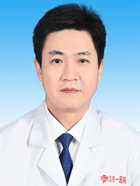 段发亮