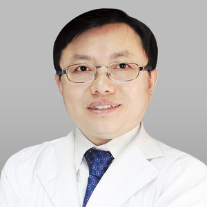 何明伟