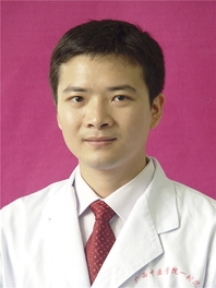 邱华