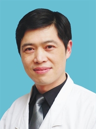 成李力