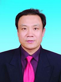 李伟