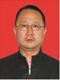 李生伟