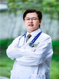 屈世林