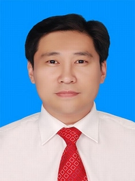 岳龙