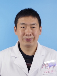 李秀伦