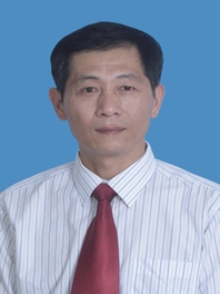 何伟