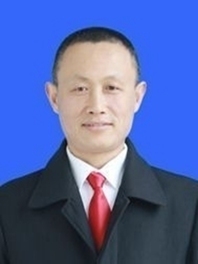 黄俊臣