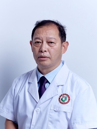 陆正青