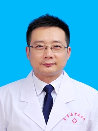 黄强
