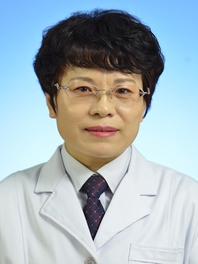 鞠卫萍