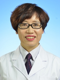 潘英丽